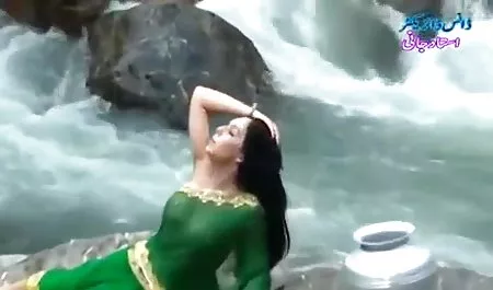 خواهر شیرین خواهر تصاویر سکسب و برادر خود را اغوا می کند